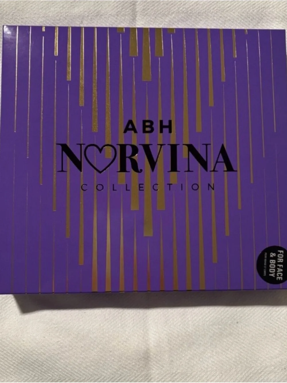 Anastasia Beverly Hills Bold Eyeshadow Palette - Purple Pink Blue Gold